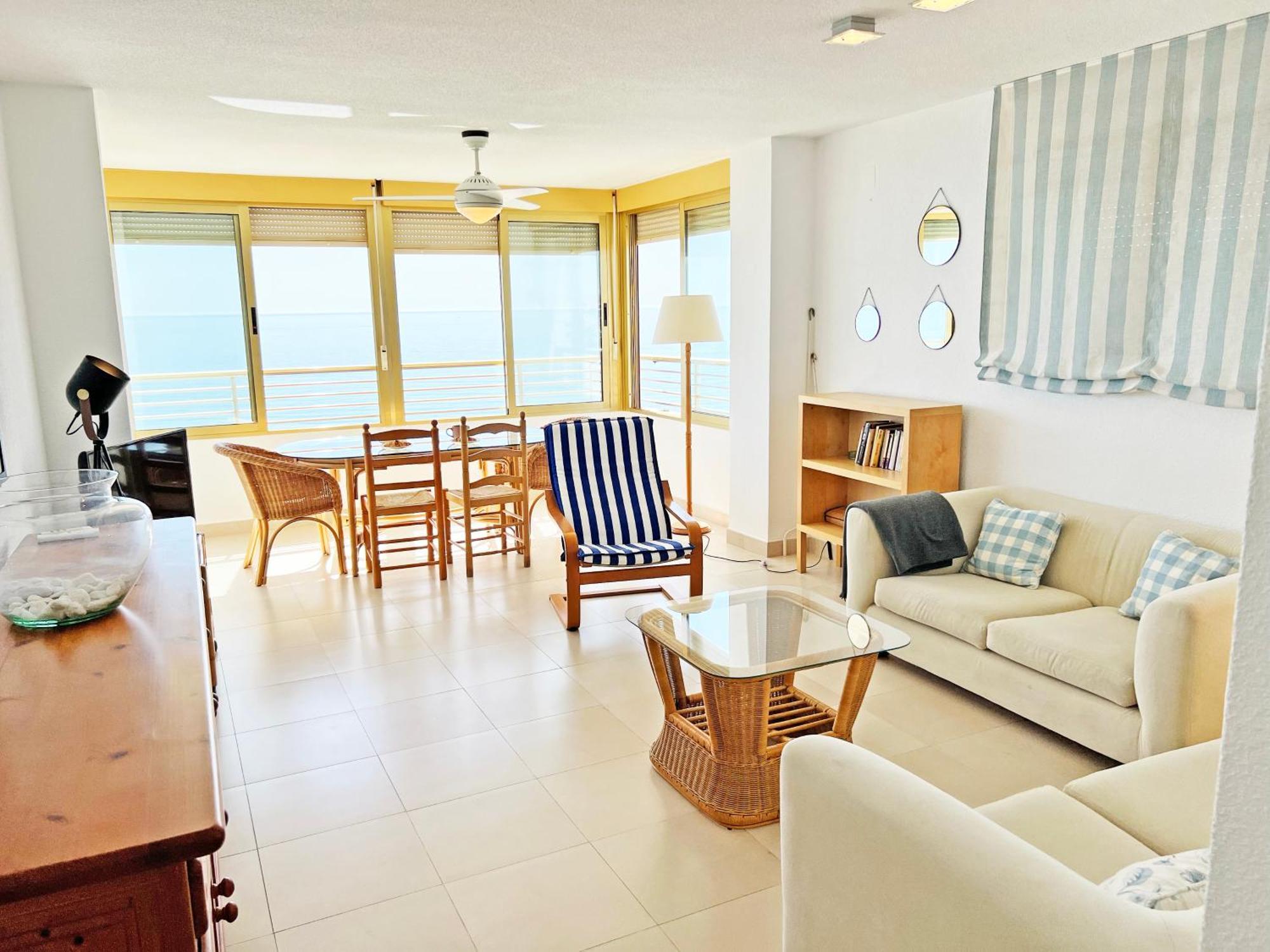 Апартаменты Oasis Frente Al Mar. Parking Gratis Кампелло Экстерьер фото