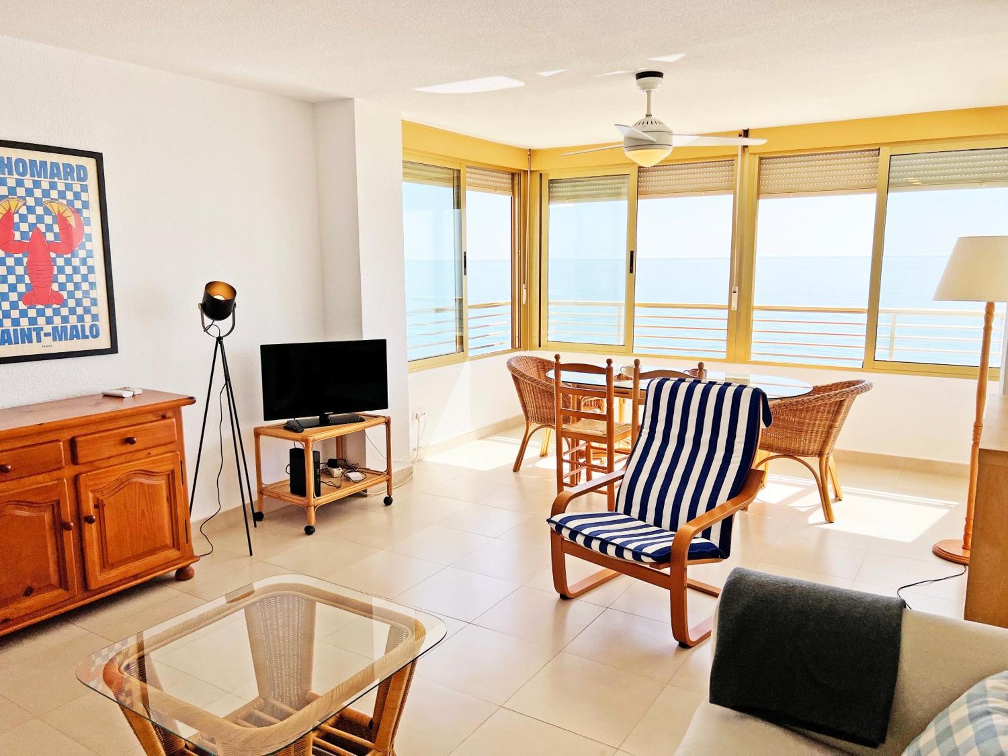 Апартаменты Oasis Frente Al Mar. Parking Gratis Кампелло Экстерьер фото