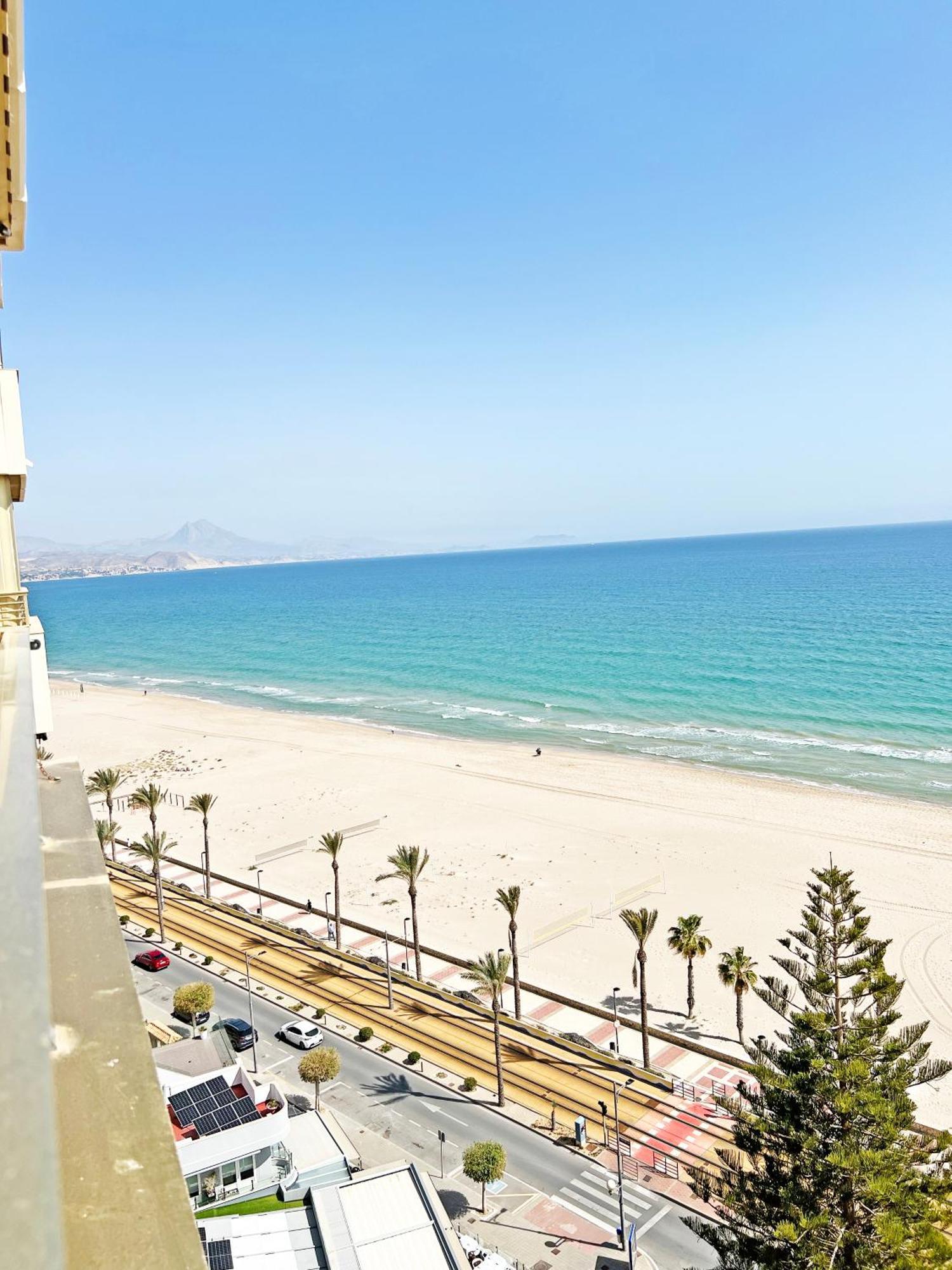 Апартаменты Oasis Frente Al Mar. Parking Gratis Кампелло Экстерьер фото